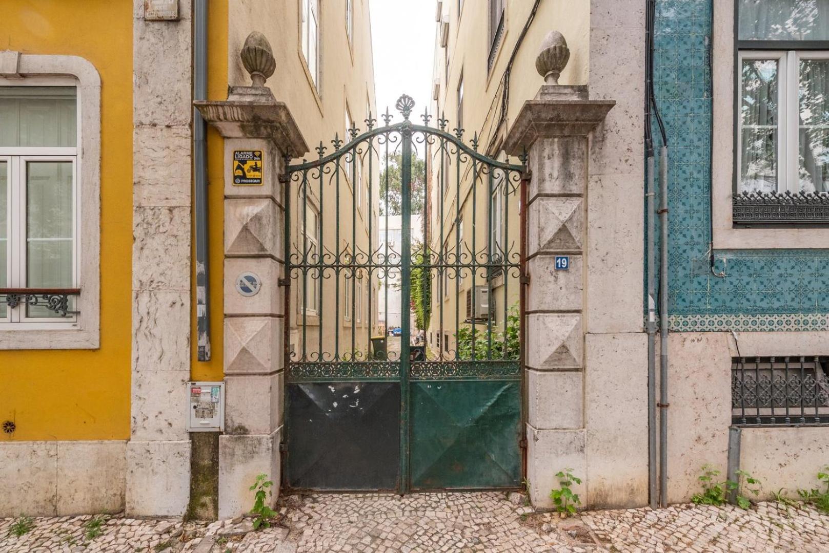 Guestready - Cozy Estefania - An Artists Corner! Lisboa Екстериор снимка